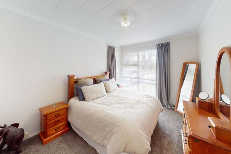 Photo of property in 127a Victoria Avenue, Hokowhitu, Palmerston North, 4410