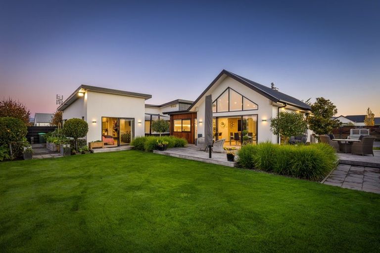 Photo of property in 31 Hinterland Drive, Prebbleton, 7604