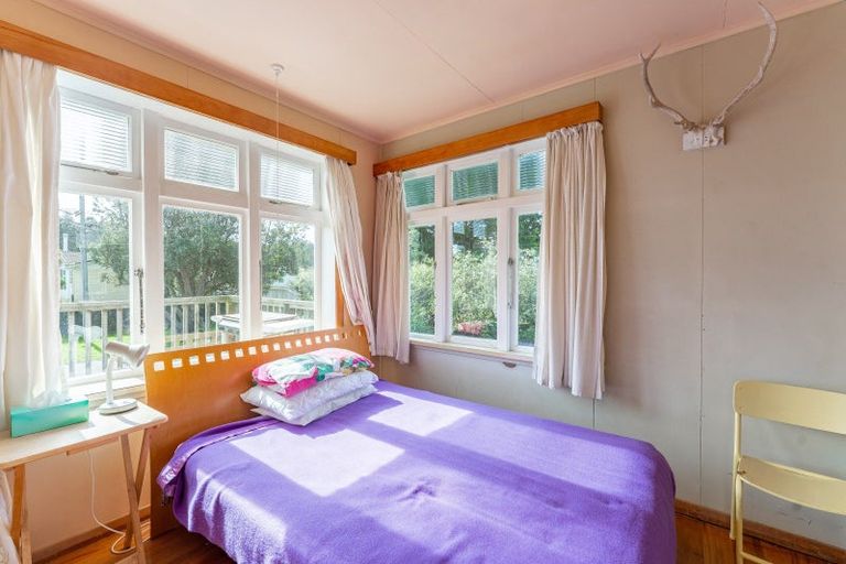 Photo of property in 15 Drake Street, Waikawa Beach, Manakau, 5573