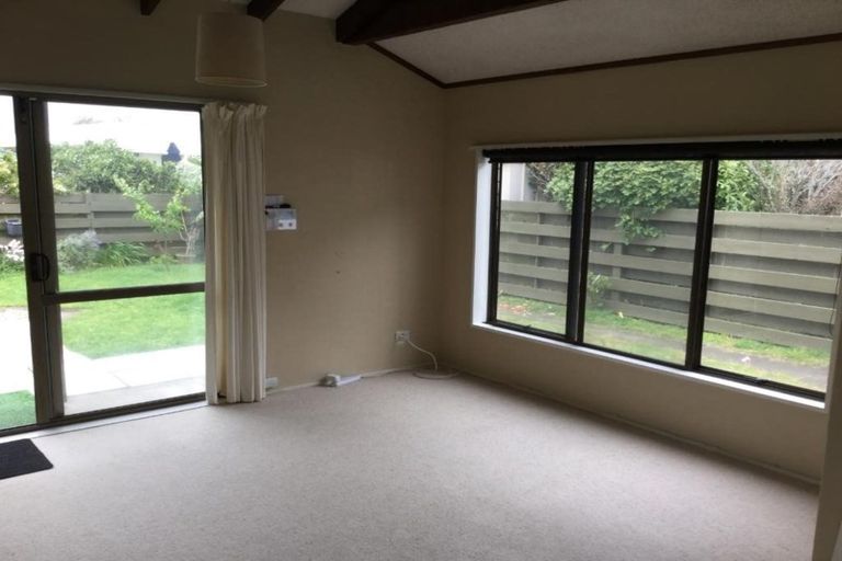 Photo of property in 3b Compton Place, Mount Maunganui, 3116