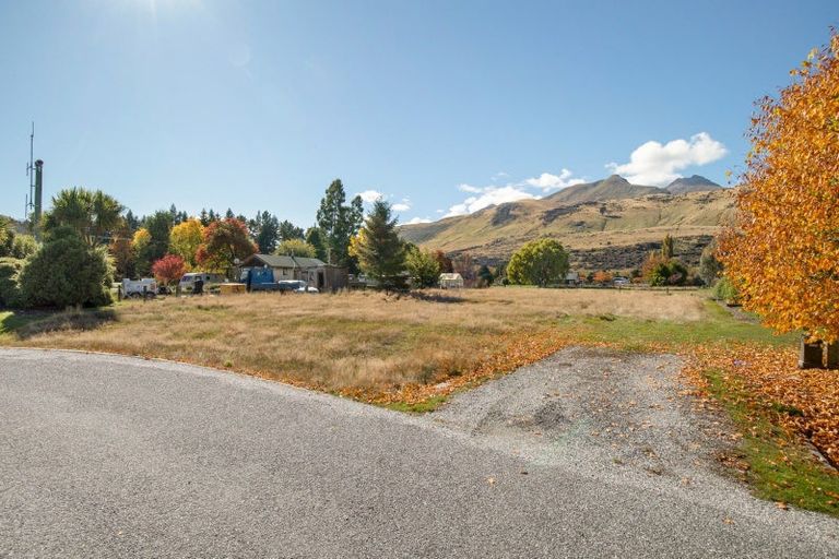 Photo of property in 5 Pigeon Place, Glenorchy, 9372