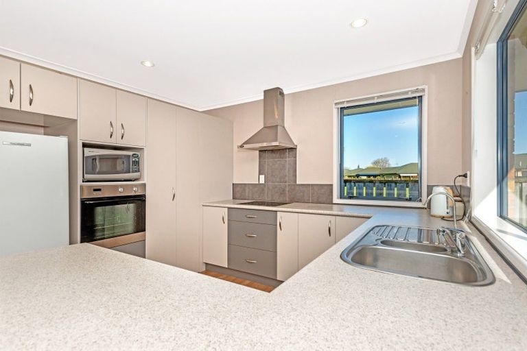 Photo of property in 26 Leon Street, Riverdale, Gisborne, 4010