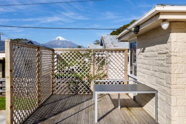 Photo of property in 16 Cumming Street, Okato, 4335