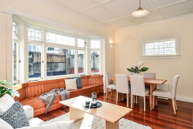 Photo of property in 24 Te Aroha Street, Hamilton East, Hamilton, 3216