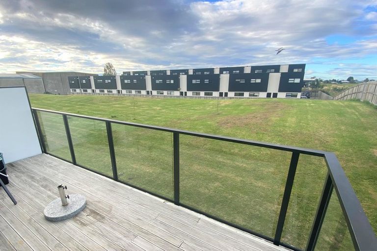 Photo of property in 12/18 Ashley Place, Papamoa Beach, Papamoa, 3118