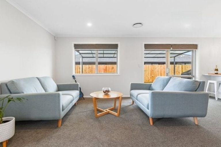 Photo of property in 25 Keerangi Place, Rototuna North, Hamilton, 3210