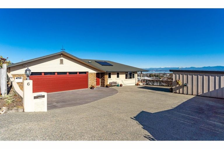 Photo of property in 6 Norfolk Place, Stoke, Nelson, 7011