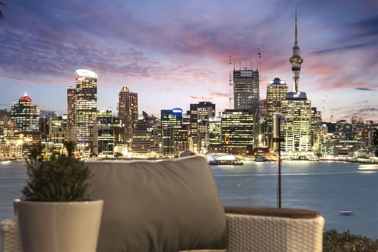 Photo of property in 79a Stanley Point Road, Stanley Point, Auckland, 0624