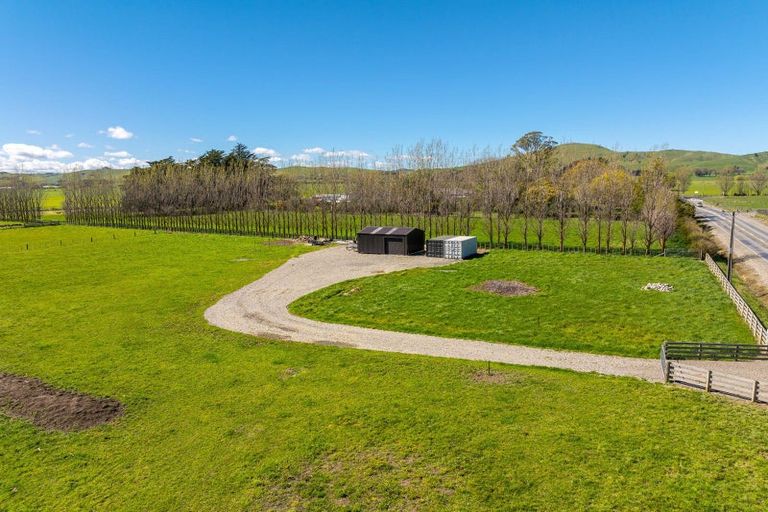 Photo of property in 211 Castlepoint Road, Te Ore Ore, Masterton, 5886