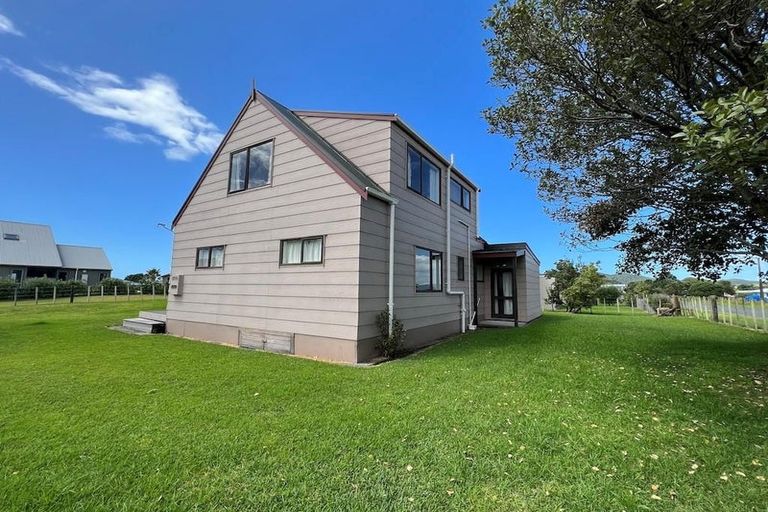 Photo of property in 2 Ngatiwai Place, Whangaruru, Russell, 0184