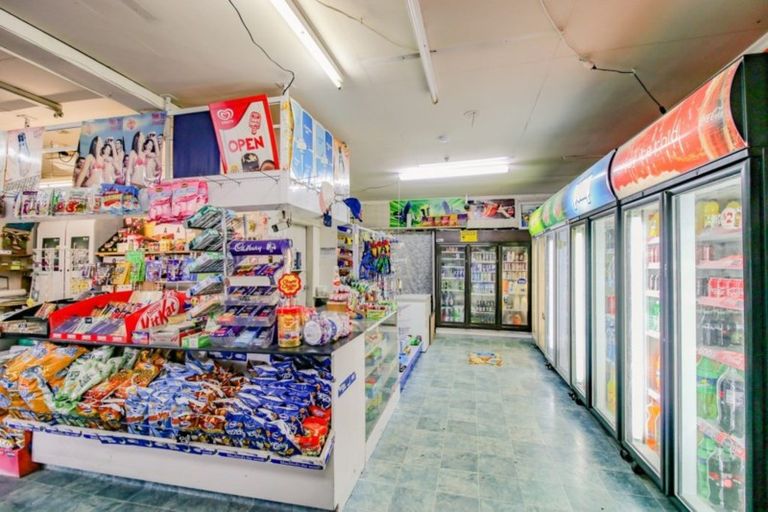 Photo of property in 490 Heads Road, Castlecliff, Whanganui, 4501