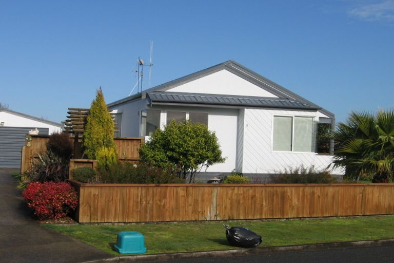 Photo of property in 2 Caesar Roose Drive, Glenview, Hamilton, 3206