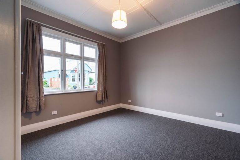 Photo of property in 41 Oxford Street, South Dunedin, Dunedin, 9012