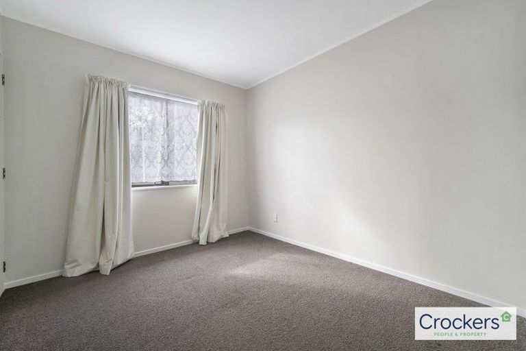 Photo of property in 6 Templeton Place, Clendon Park, Auckland, 2103