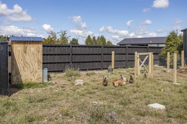 Photo of property in 14 Braeburn Crescent, Swannanoa, Kaiapoi, 7692