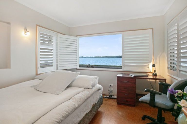 Photo of property in 26 Esplanade Road, Tahawai, 3170