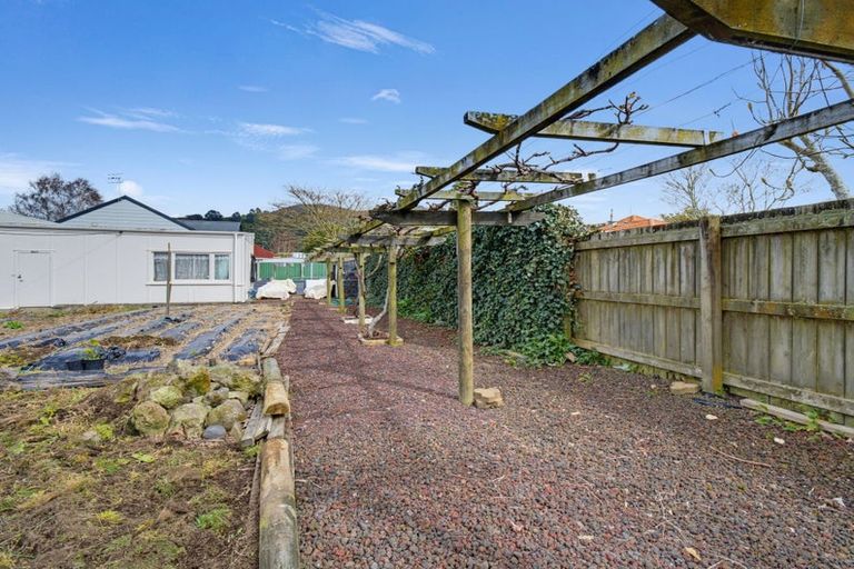 Photo of property in 2 Isobel Street, Fairy Spring, Rotorua, 3015