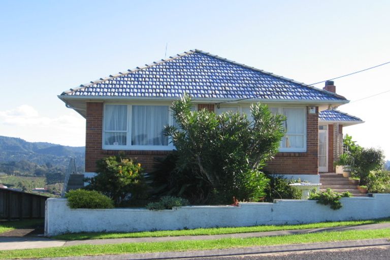 Photo of property in 7 Phillip Avenue, Glen Eden, Auckland, 0602