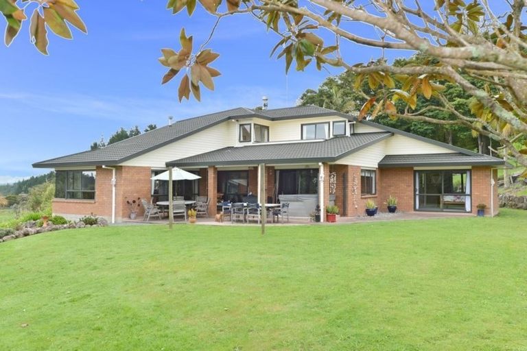 Photo of property in 243 Pukeatua Road, Maungatapere, Whangarei, 0179
