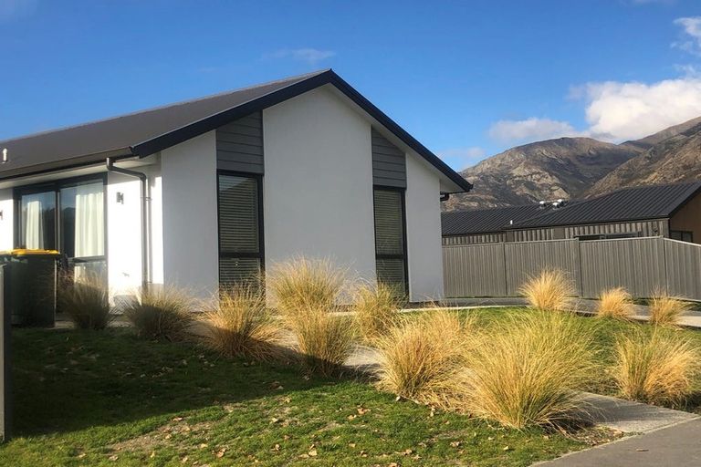 Photo of property in 12 Headley Drive, Lower Shotover, Queenstown, 9304