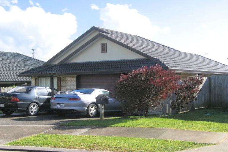 Photo of property in 11 Brittas Place, East Tamaki, Auckland, 2016