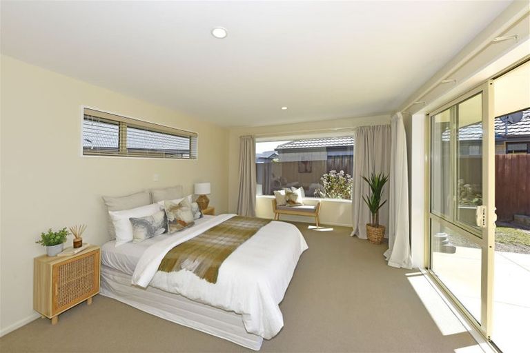 Photo of property in 9 Mollymawk Place, Woolston, Christchurch, 8023