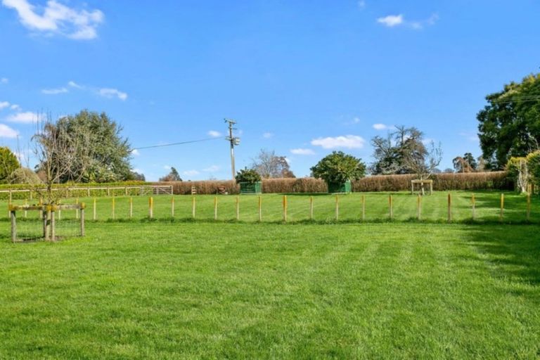 Photo of property in 586 Fencourt Road, Cambridge, 3493