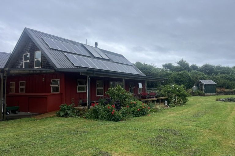 Photo of property in 243 Pheney Road, Hurford, New Plymouth, 4374