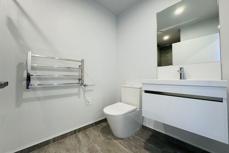 Photo of property in 5a Malaga Crescent, Harewood, Christchurch, 8051