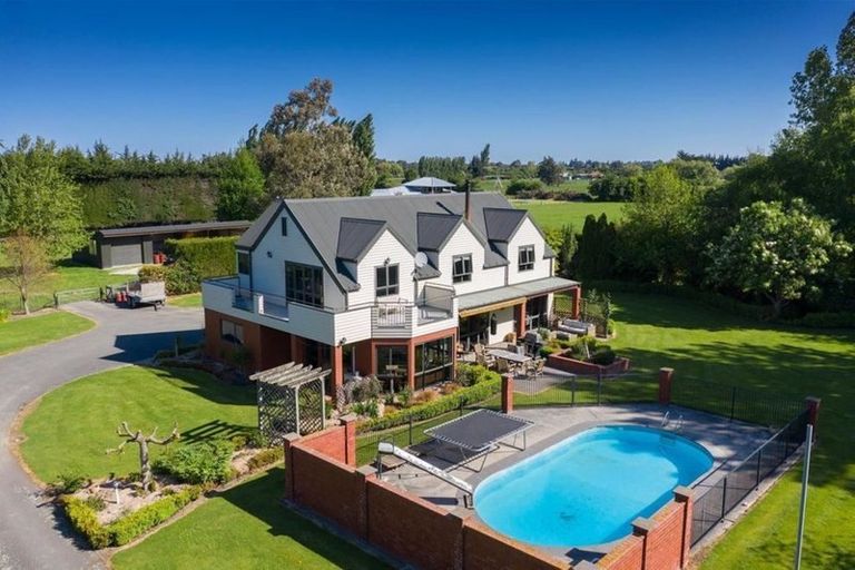 Photo of property in 100 Wilkins Road, Tinwald, Ashburton, 7700