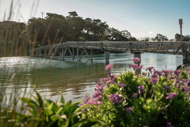 Photo of property in 46 Mahanga Road, Pataua South, Parua Bay, 0192