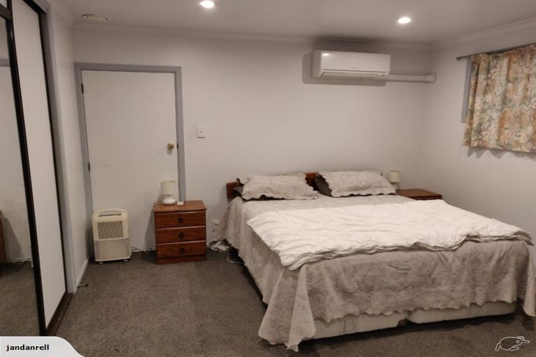 Photo of property in 16 Birkenhead Street, Avonhead, Christchurch, 8042