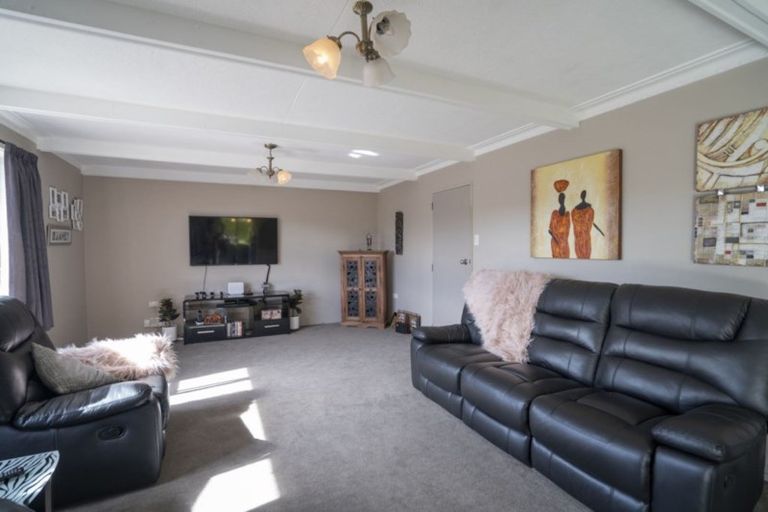 Photo of property in 23 Elm Crescent, Gladstone, Invercargill, 9810