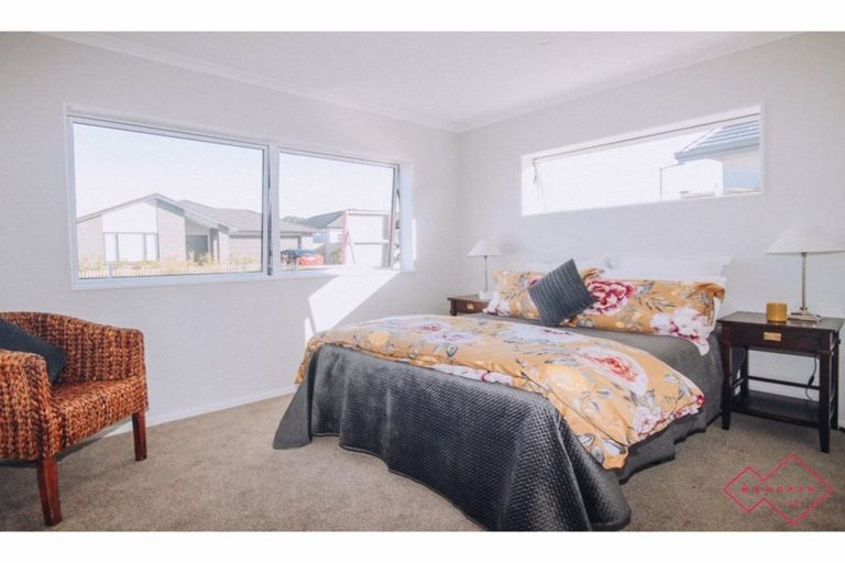 Photo of property in 31 Nellie Drive, Kumeu, 0810