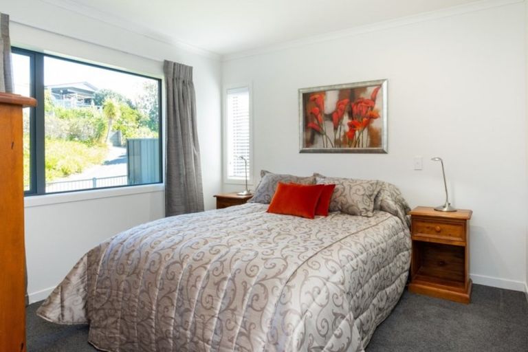 Photo of property in 14a Muritai Crescent, Havelock North, 4130