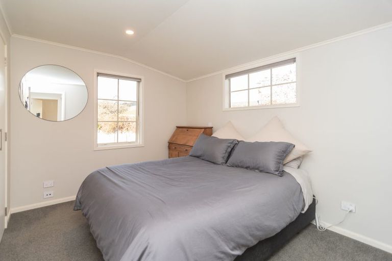 Photo of property in 30 Charles Street, Cave, 7984