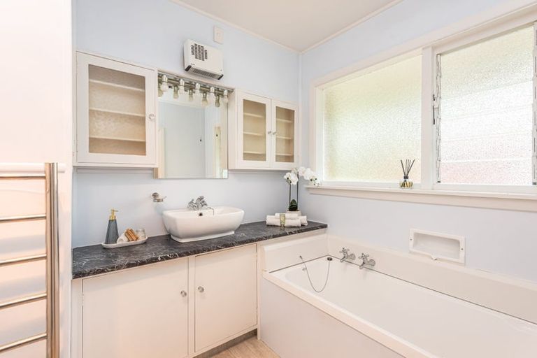 Photo of property in 278 Wooldridge Road, Harewood, Christchurch, 8051