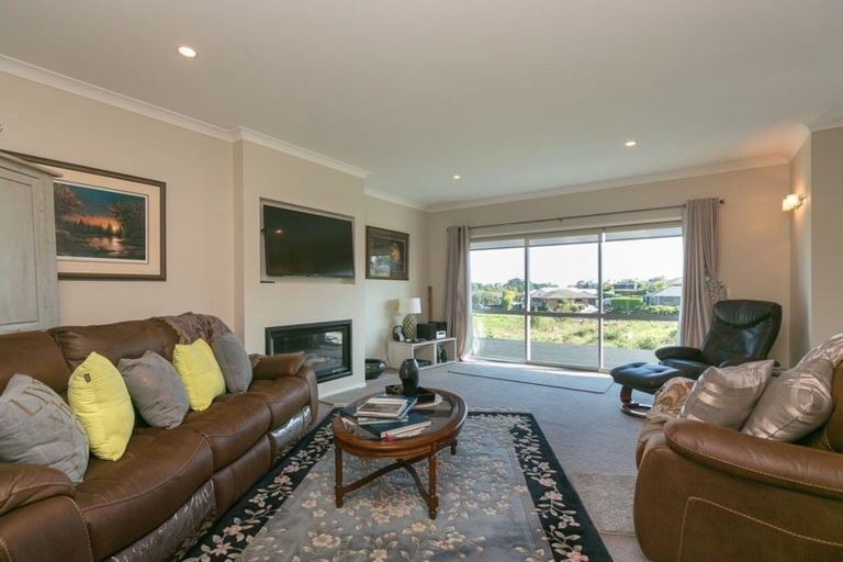 Photo of property in 44a Ainslee Street, Highlands Park, New Plymouth, 4312