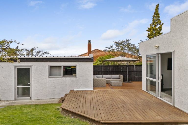 Photo of property in 135 Oakwood Avenue, Balaclava, Dunedin, 9011