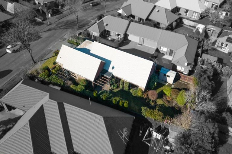 Photo of property in 178 Hawthornden Road, Avonhead, Christchurch, 8042