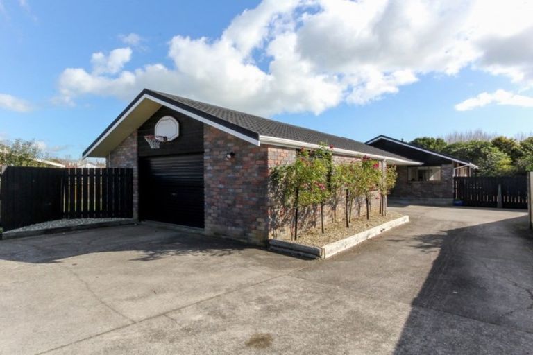 Photo of property in 13a Karamea Street, Whalers Gate, New Plymouth, 4310