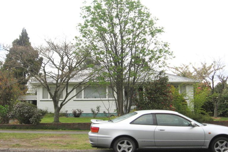 Photo of property in 33 Wheretia Street, Taupo, 3330