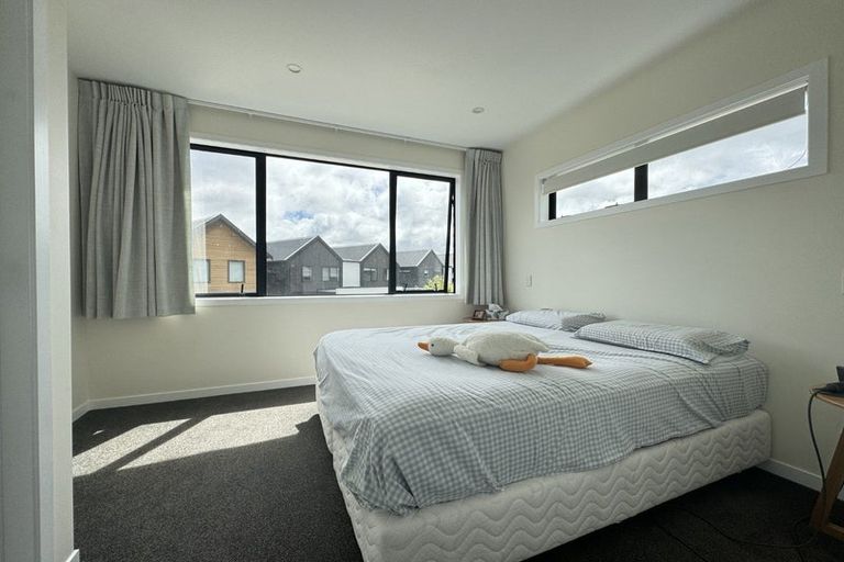 Photo of property in 1 Glen Evans Crescent, Fairfield, Lower Hutt, 5011