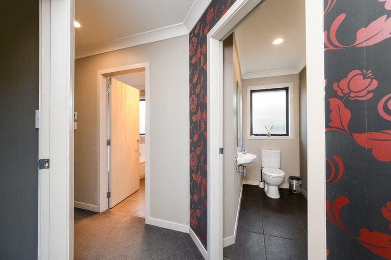 Photo of property in 57 Chestnut Close, Kelvin Grove, Palmerston North, 4414