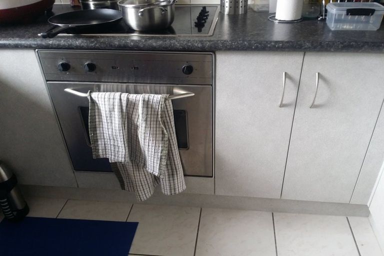 Photo of property in 5 Fleetwood Drive, Henderson, Auckland, 0612