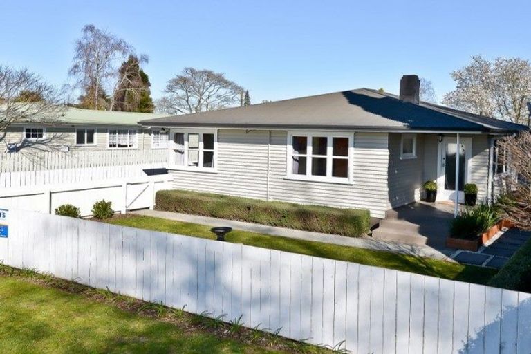 Photo of property in 90 Hall Street, Cambridge, 3434