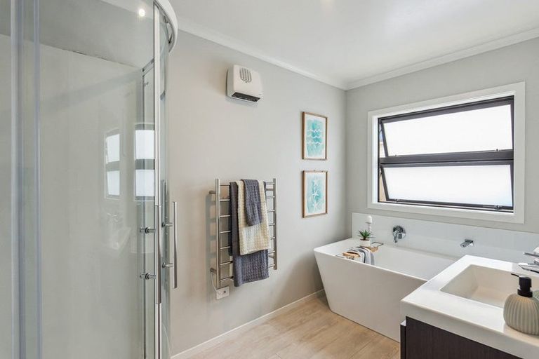 Photo of property in 35 Gallipoli Place, Paraparaumu, 5032