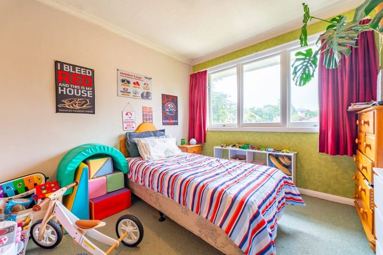 Photo of property in 31 Avenue Road, West End, Timaru, 7910