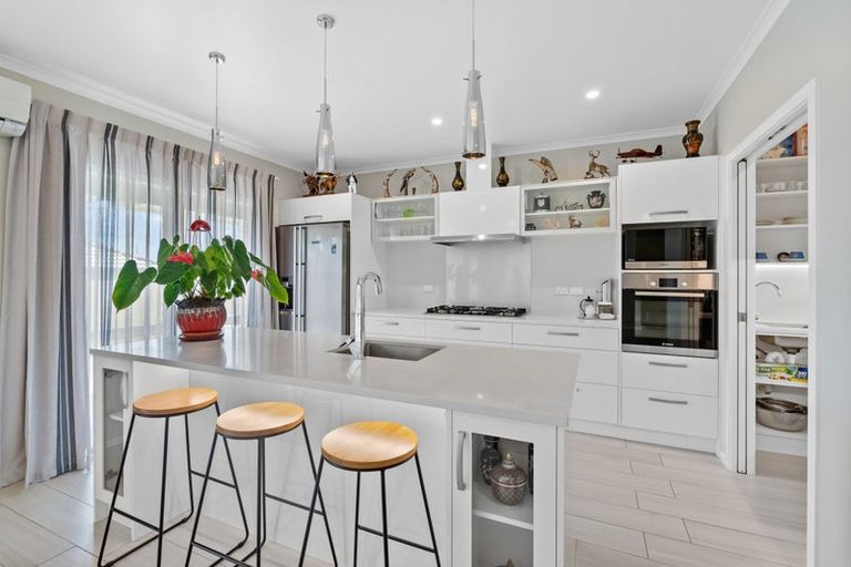 Photo of property in 64 Wairau Drive, Tikipunga, Whangarei, 0112