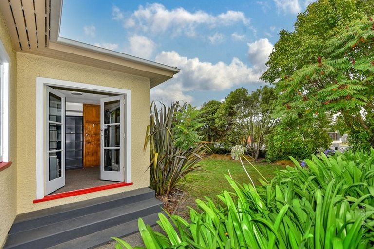 Photo of property in 1/96 Marshland Road, Shirley, Christchurch, 8061